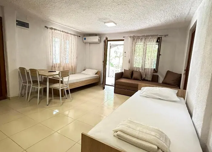Garden Haven 100m From The Sea * Siviri