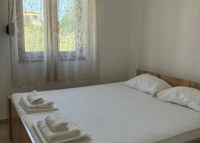 Garden Haven 100m From The Sea Apartament Siviri